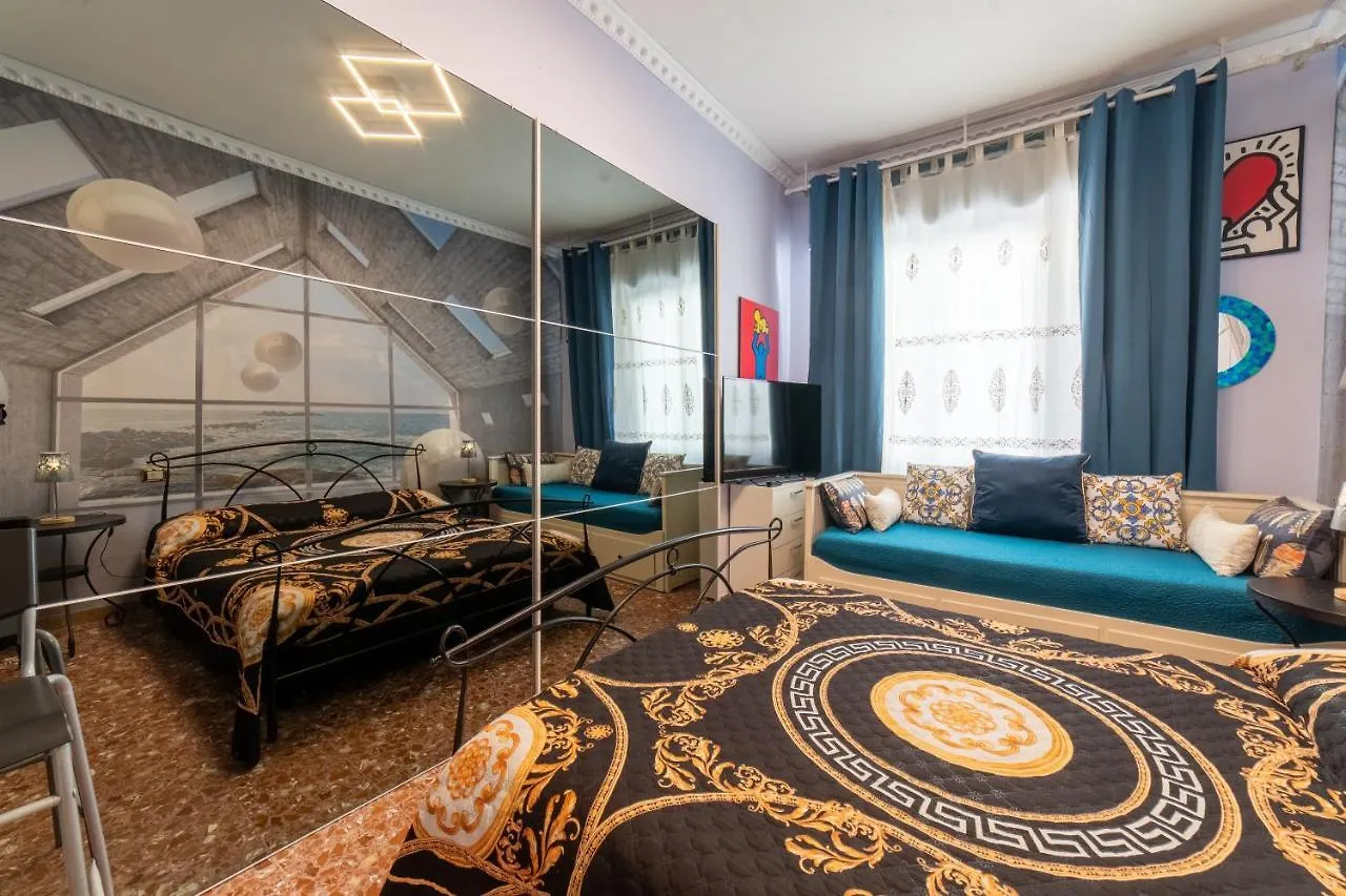 Pisa Happy House Apartment 0*,
